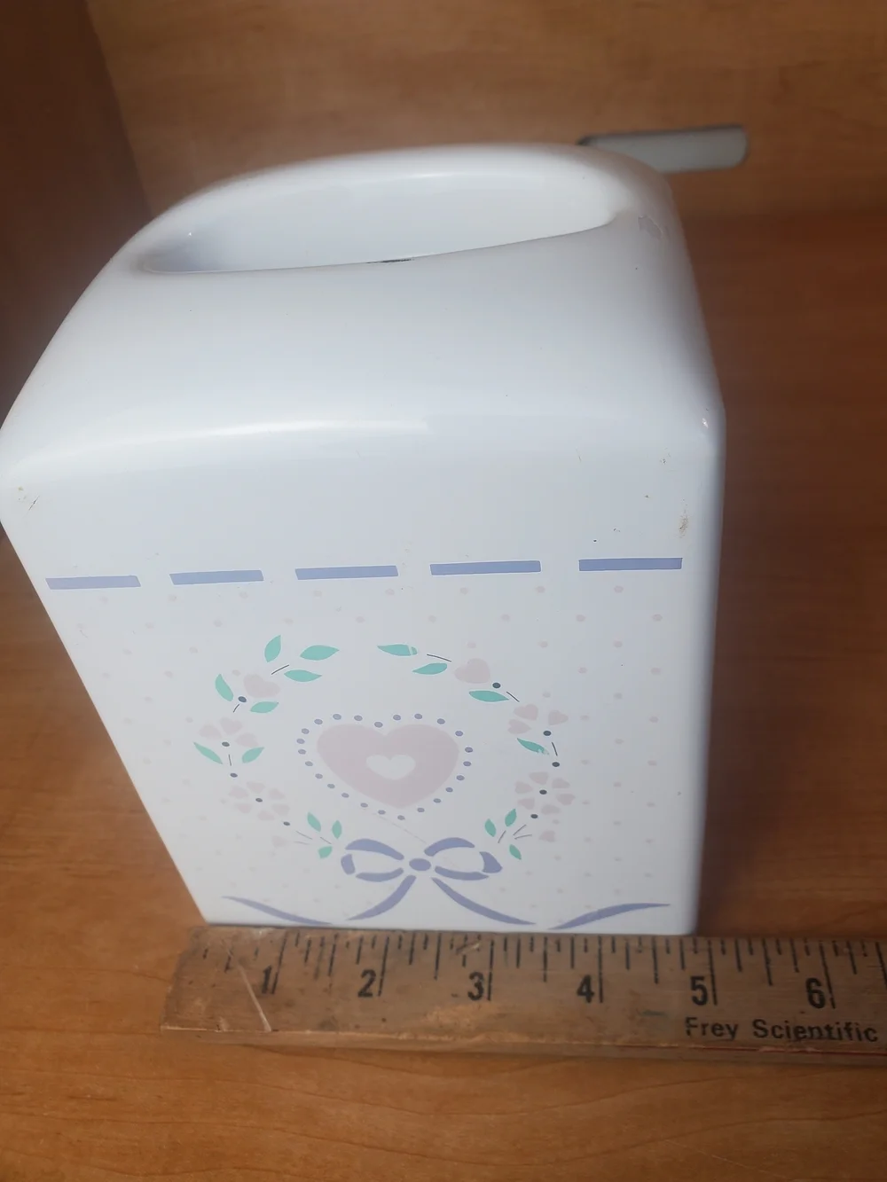 Vintage Saturday Knight Ltd Ceramic Tissue Box Cover Heart Floral Shabby Chic